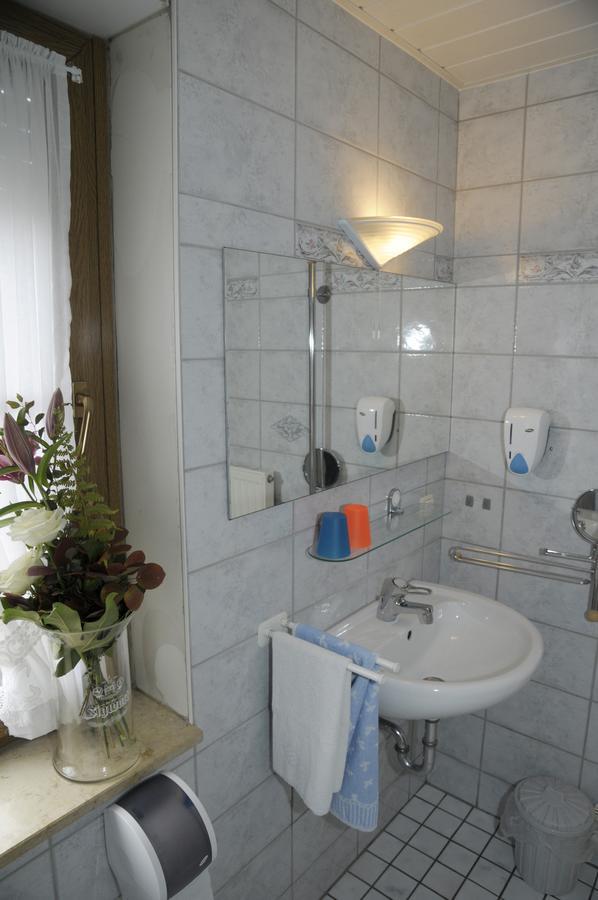 Landgasthof Krone Pleinfeld Luaran gambar