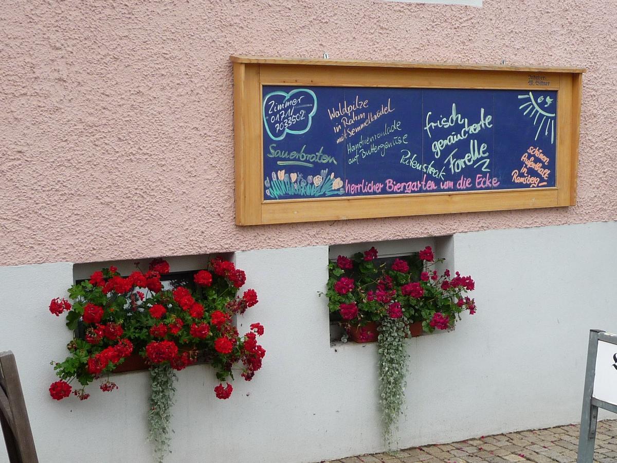 Landgasthof Krone Pleinfeld Luaran gambar