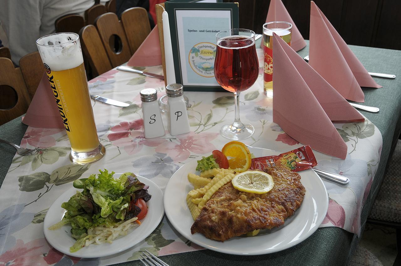 Landgasthof Krone Pleinfeld Luaran gambar