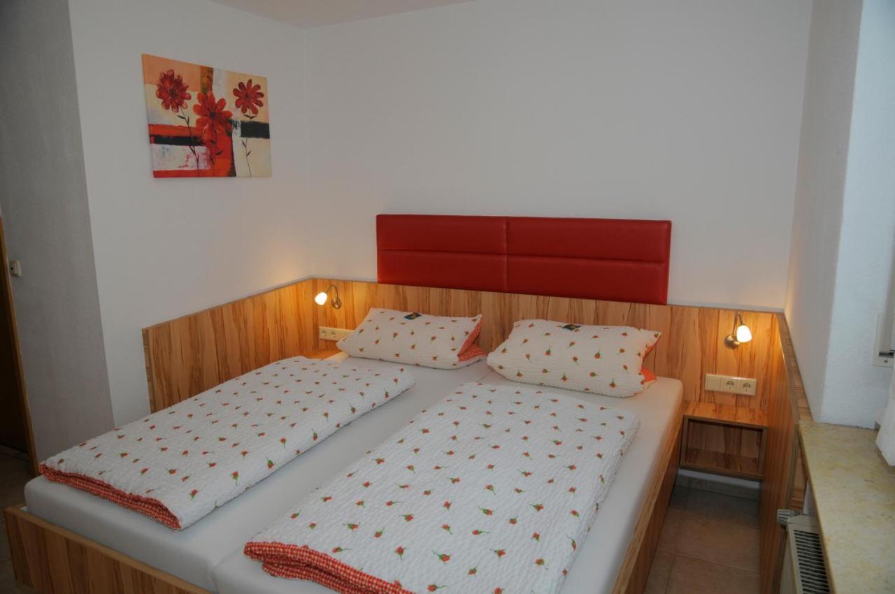Landgasthof Krone Pleinfeld Luaran gambar