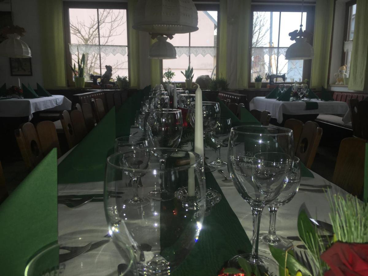 Landgasthof Krone Pleinfeld Luaran gambar